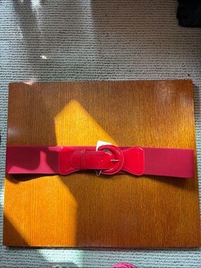 GRACE KARIN Retro PinUp wide red elastic belt. With patent leather buckle.Sz 3XL